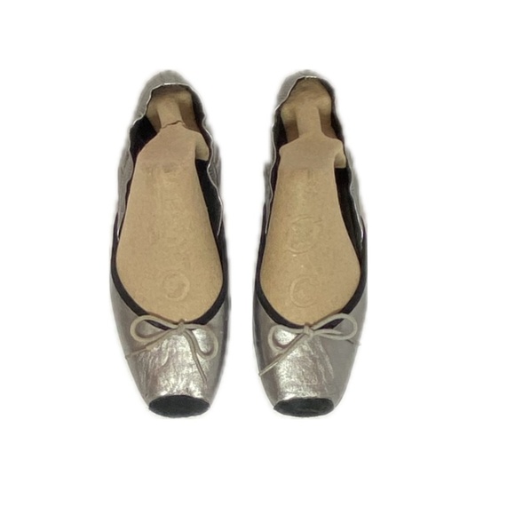 Calvin Klein Shoes - Calvin Klein Ballet Flats Women's Size: 5.5